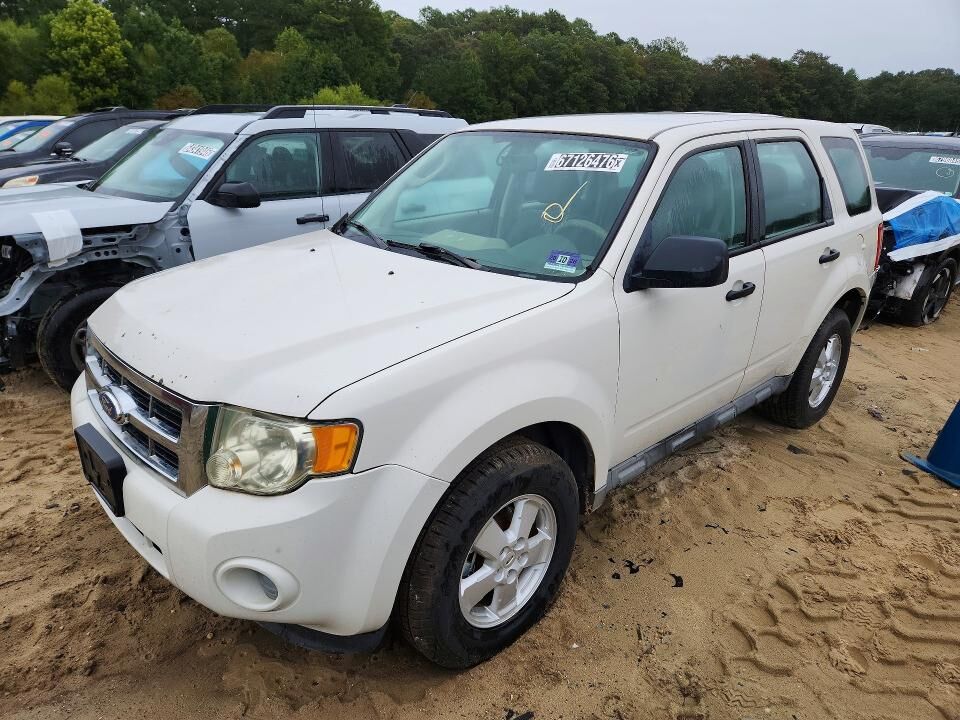 2010 FORD Escape