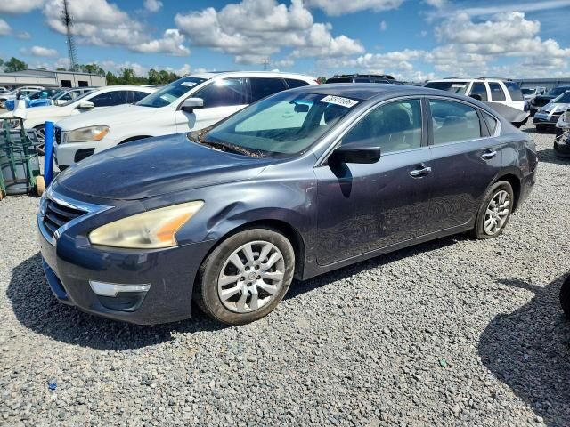 2013 NISSAN Altima