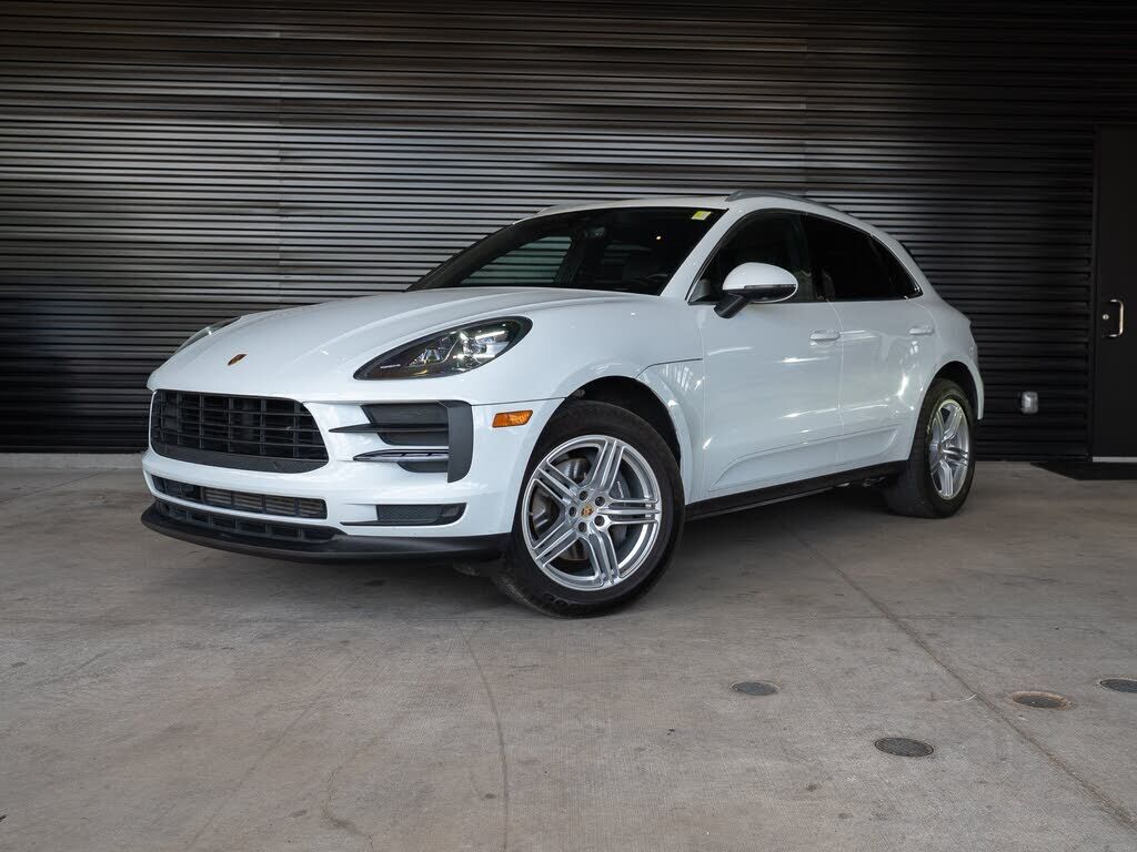 2021 PORSCHE Macan