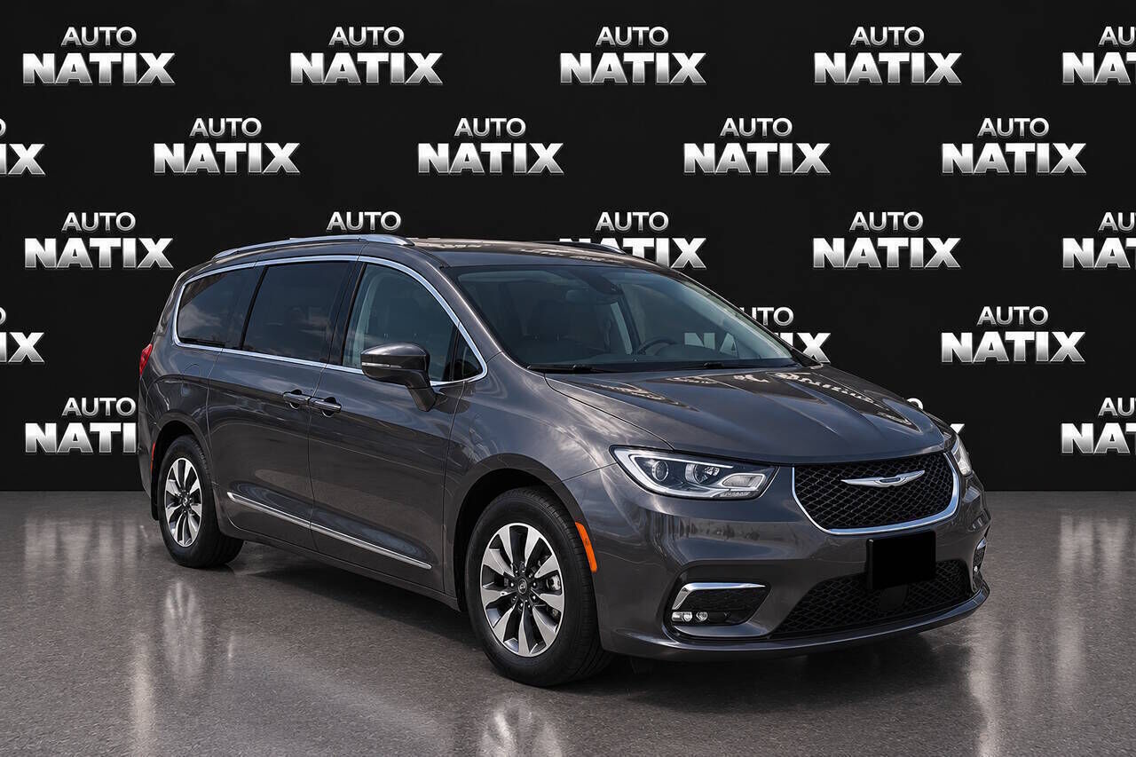 2023 CHRYSLER Pacifica