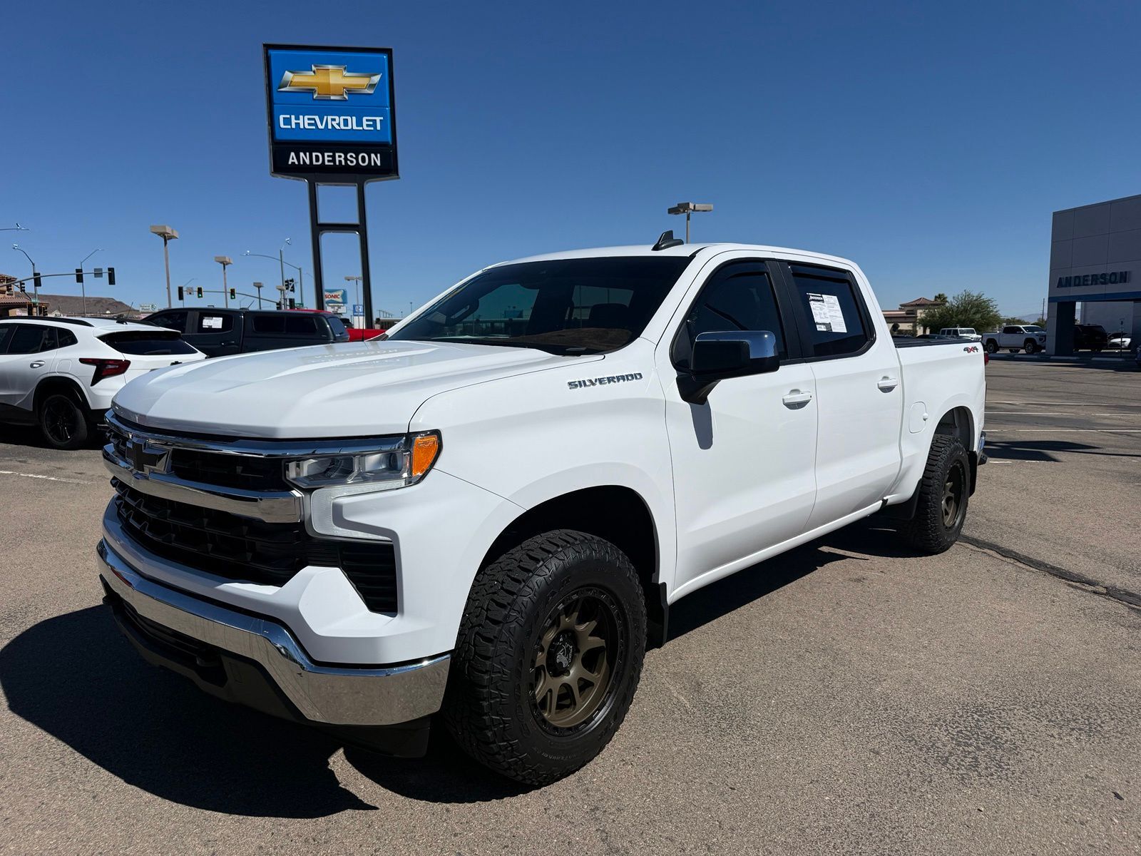 2023 CHEVROLET Silverado