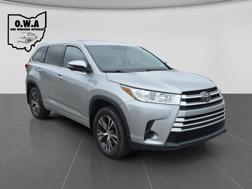 2017 TOYOTA Highlander