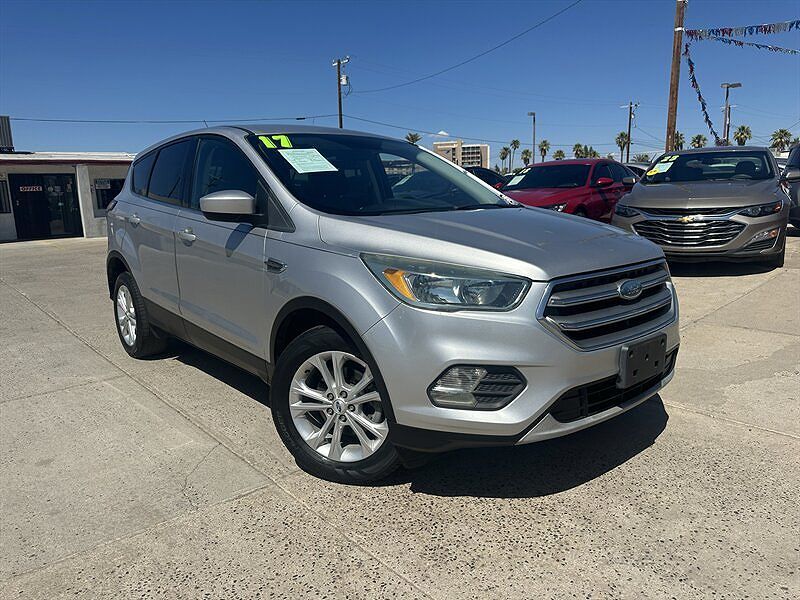 2017 FORD Escape