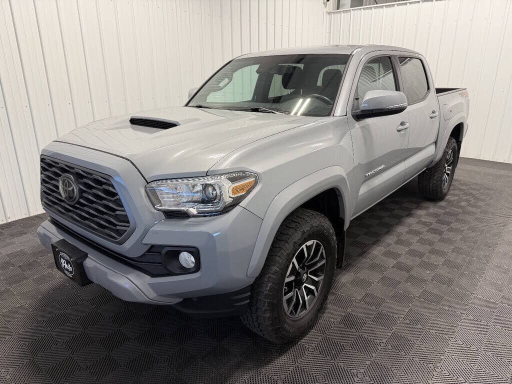 2021 TOYOTA Tacoma