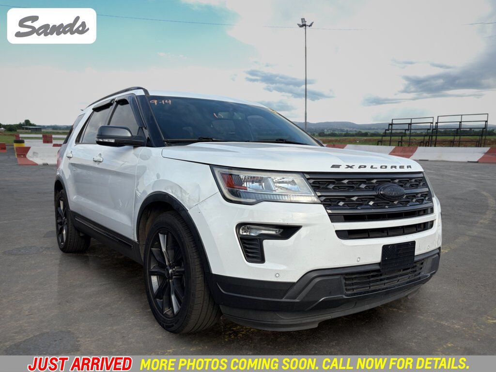 2018 FORD Explorer