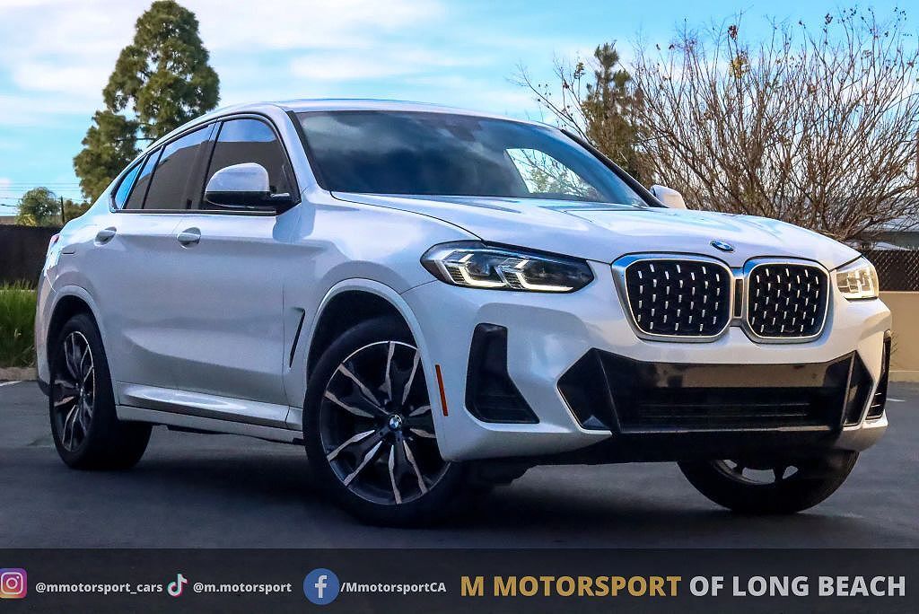 2022 BMW X4