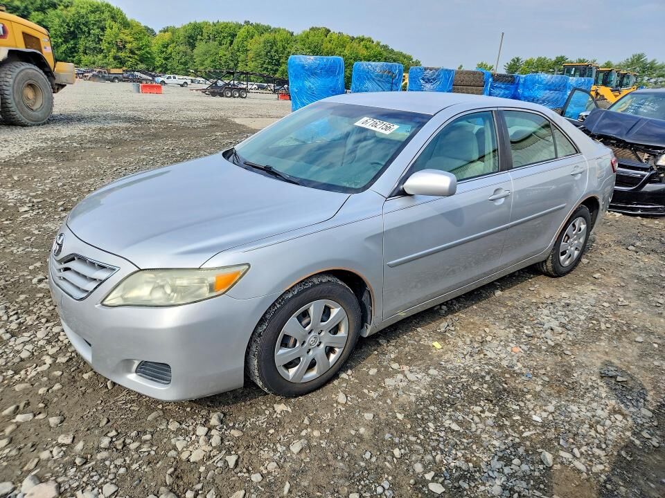 2010 TOYOTA Camry