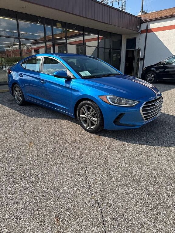 2018 HYUNDAI Elantra