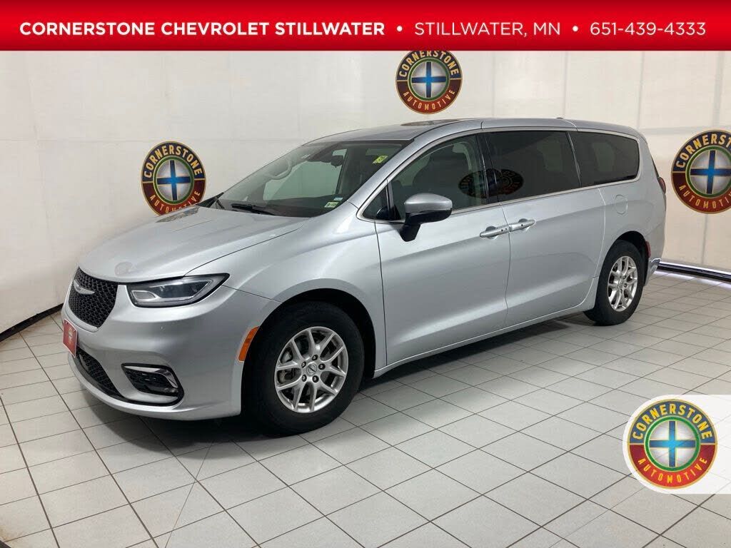 2023 CHRYSLER Pacifica