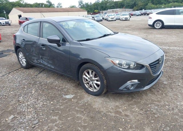 2015 MAZDA Mazda3
