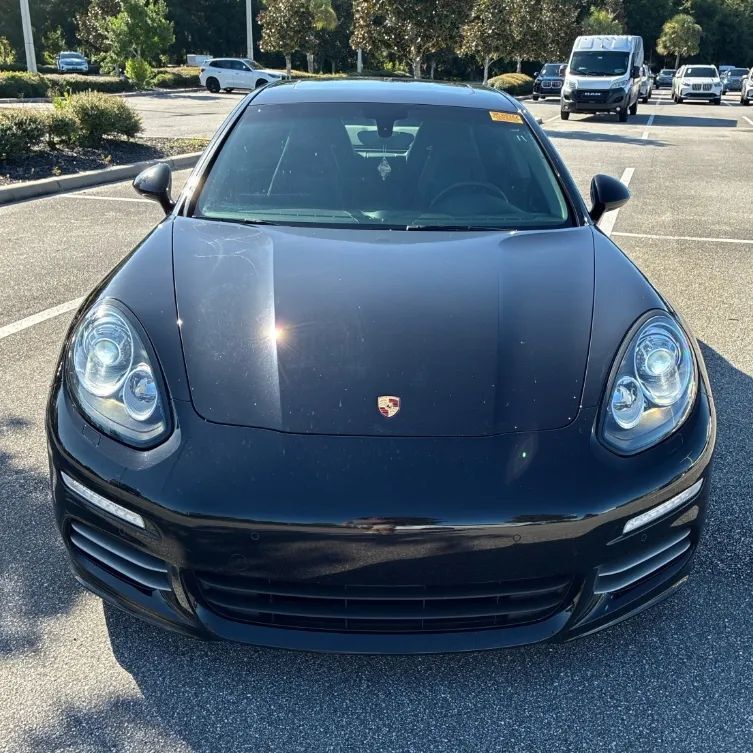 2015 PORSCHE Panamera