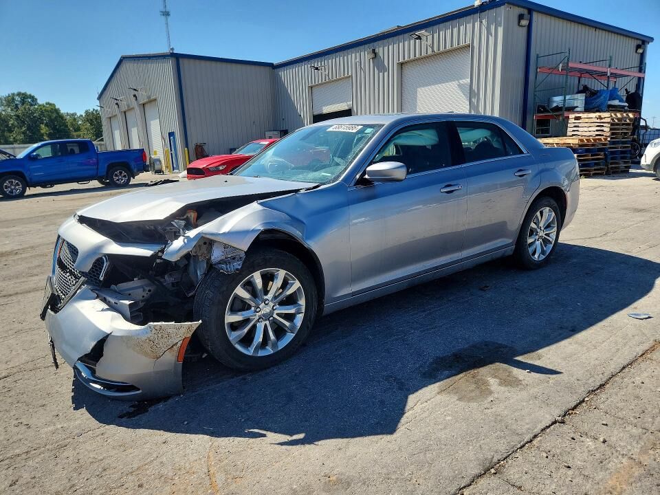 2016 CHRYSLER 300
