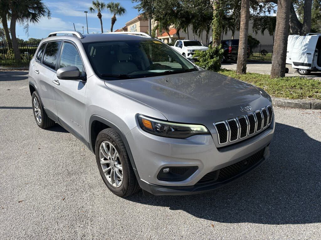 2021 JEEP Cherokee