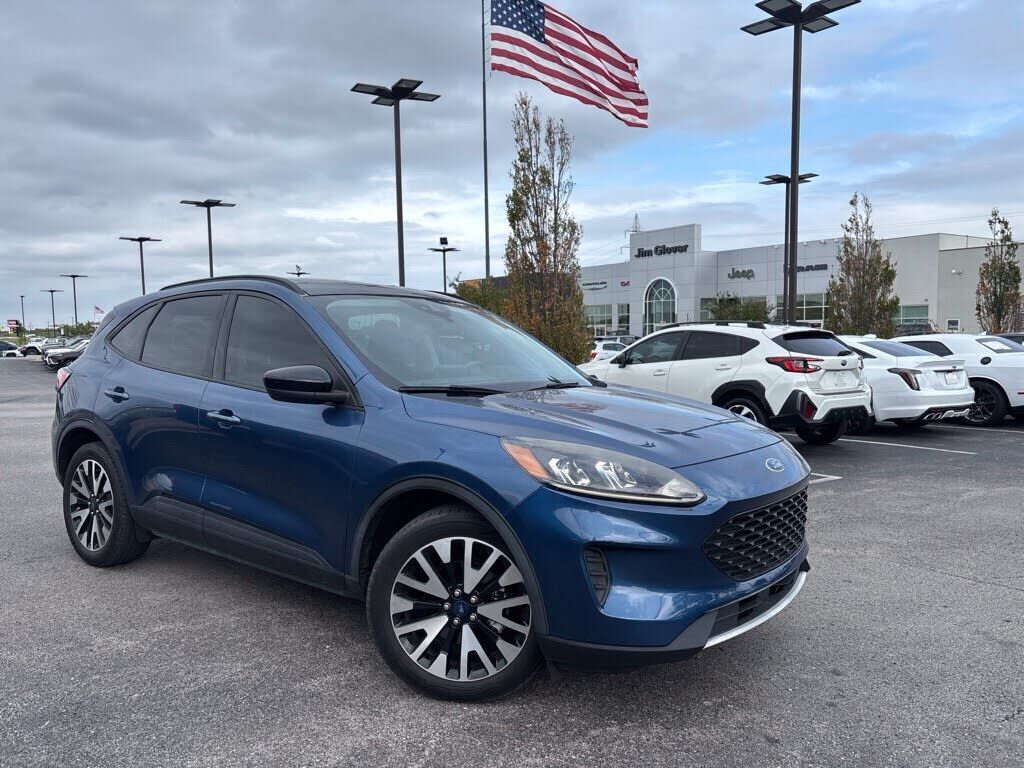 2020 FORD Escape