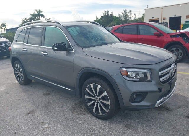 2021 MERCEDES-BENZ GLB-Class