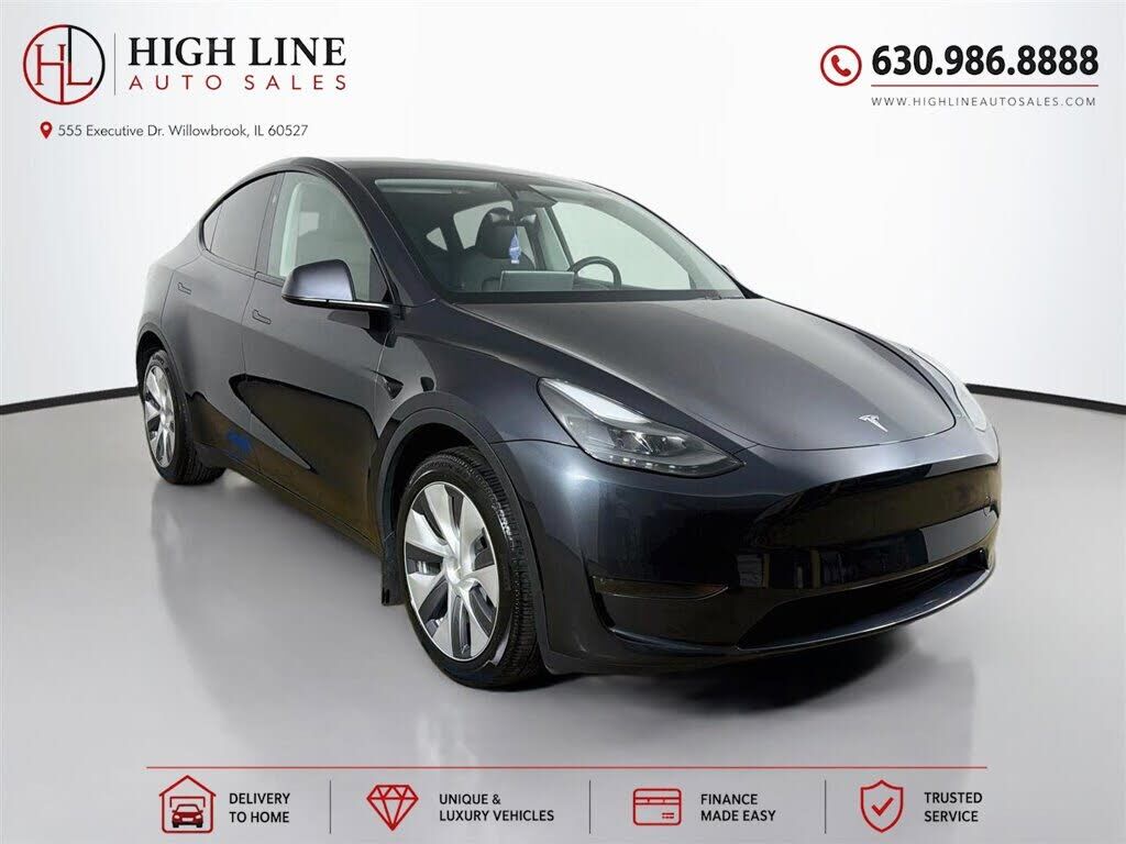 2024 TESLA Model Y