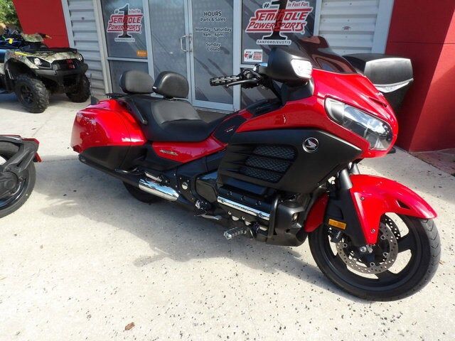 2013 HONDA GL1800