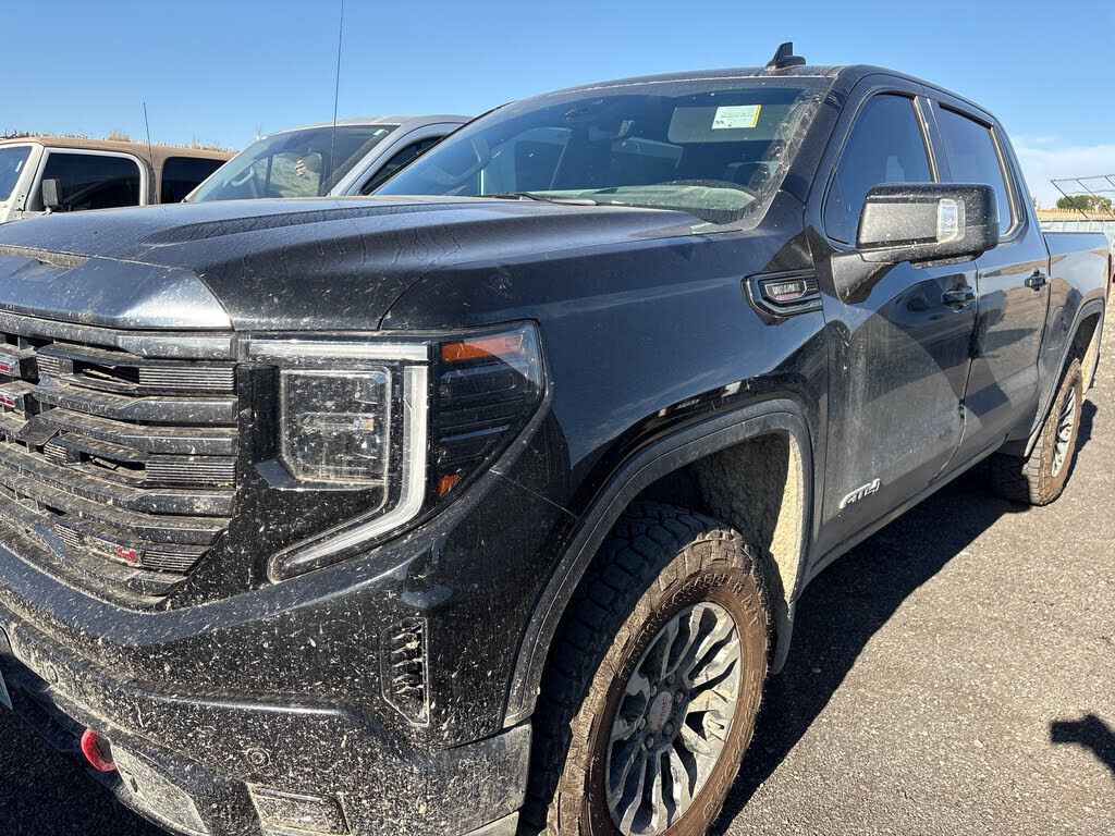 2023 GMC Sierra
