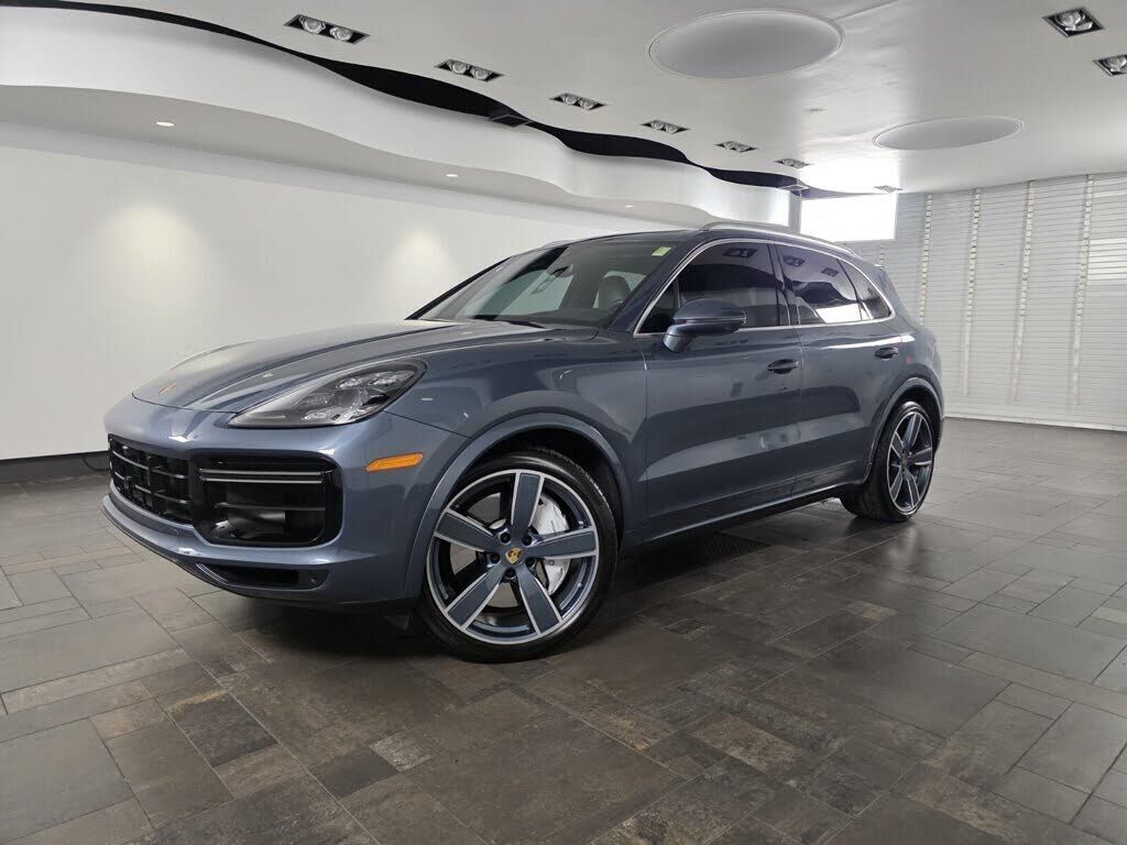 2020 PORSCHE Cayenne