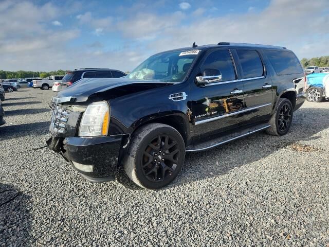 2013 CADILLAC Escalade
