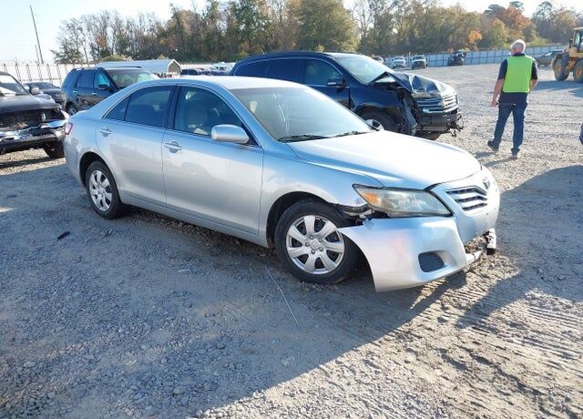 2010 TOYOTA Camry