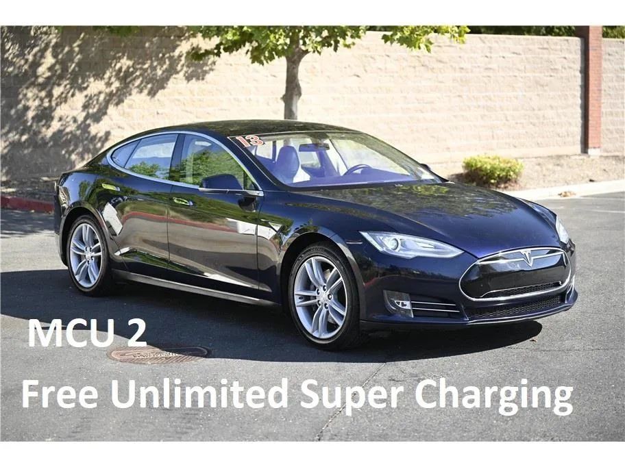 2013 TESLA Model S