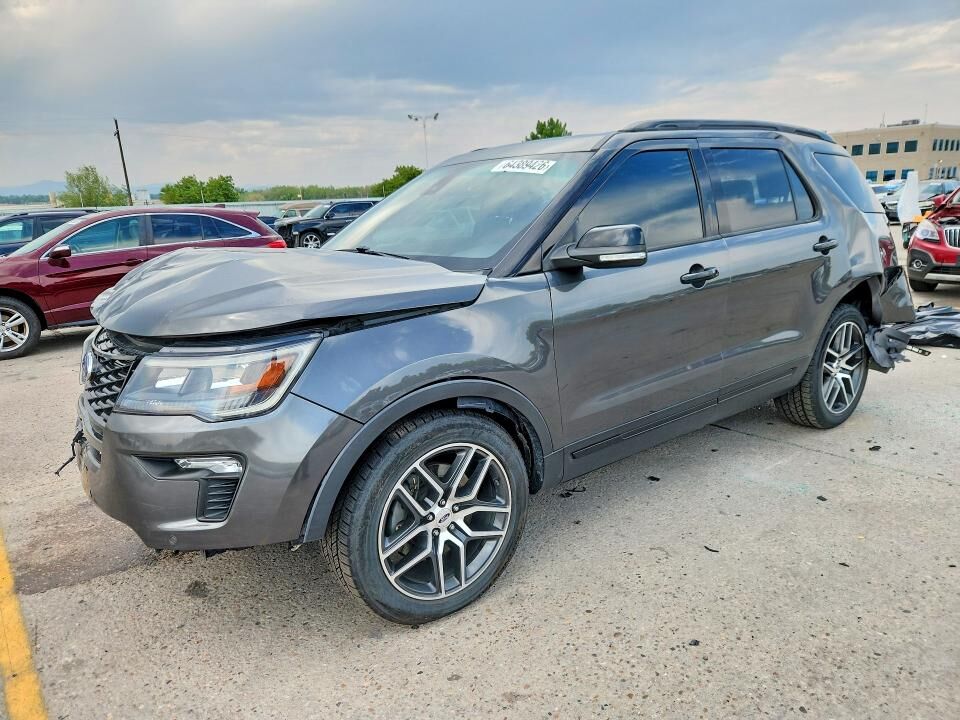 2018 FORD Explorer