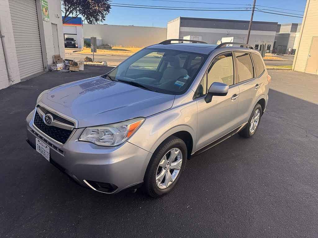 2014 SUBARU Forester
