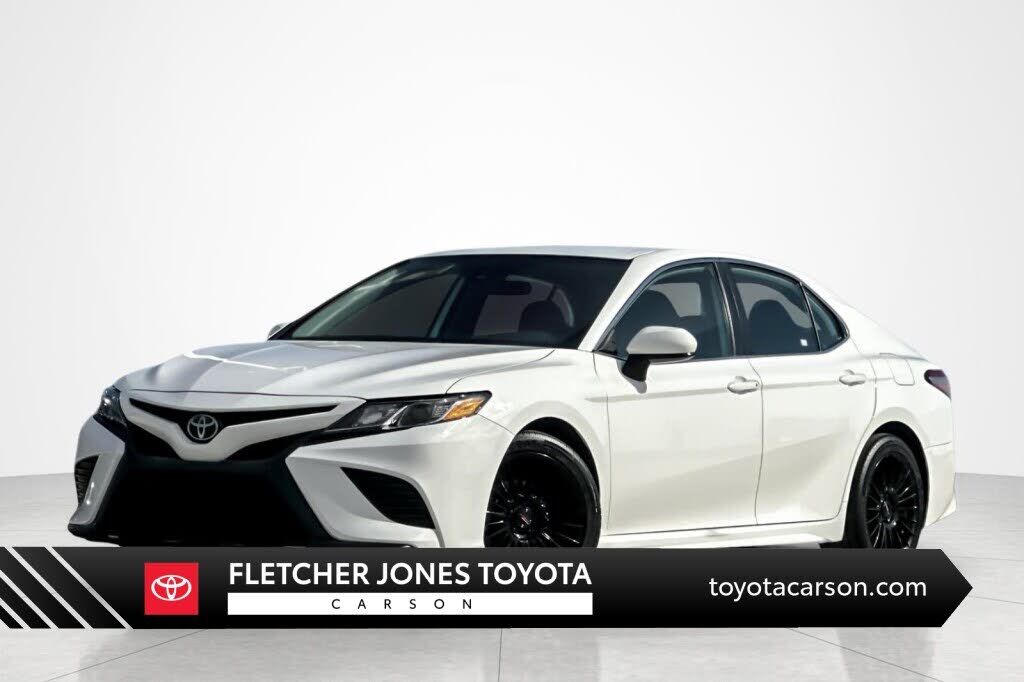 2019 TOYOTA Camry