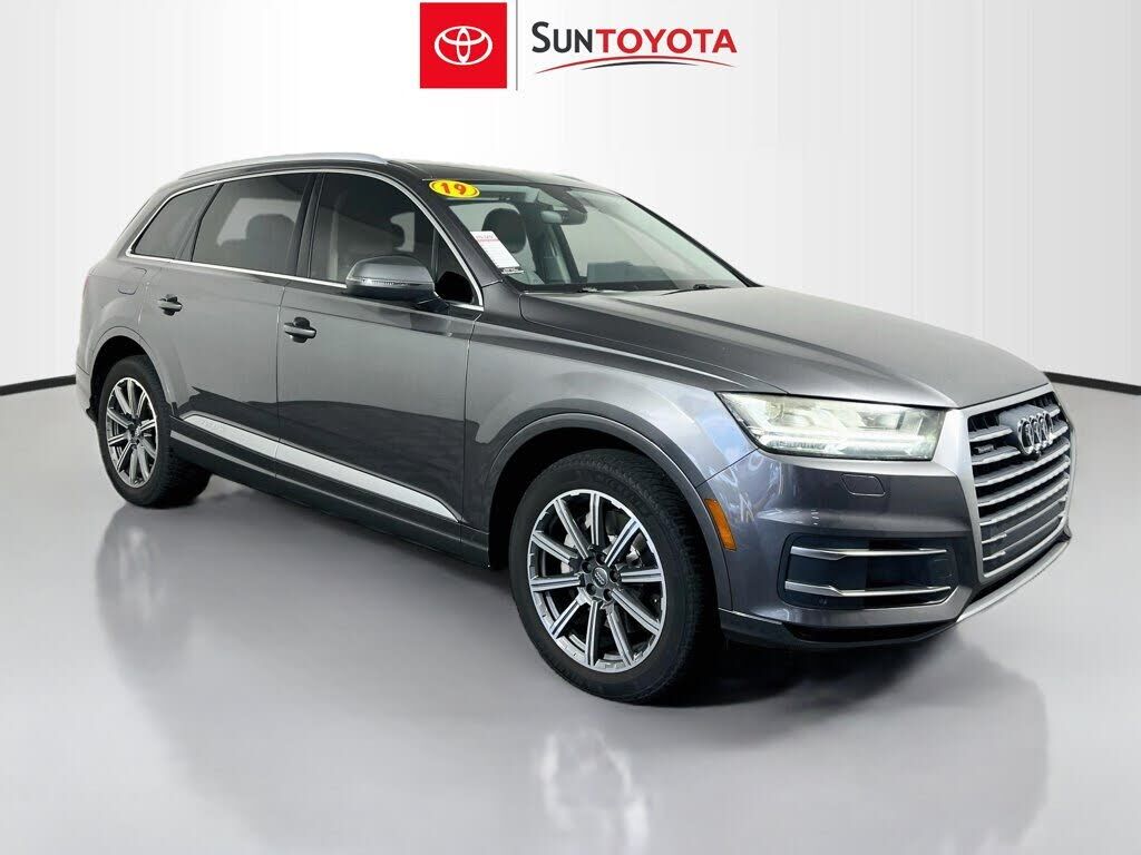 2019 AUDI Q7