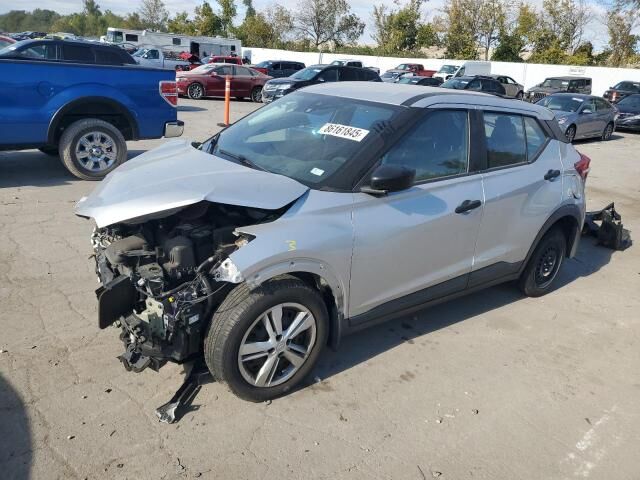 2020 NISSAN Kicks
