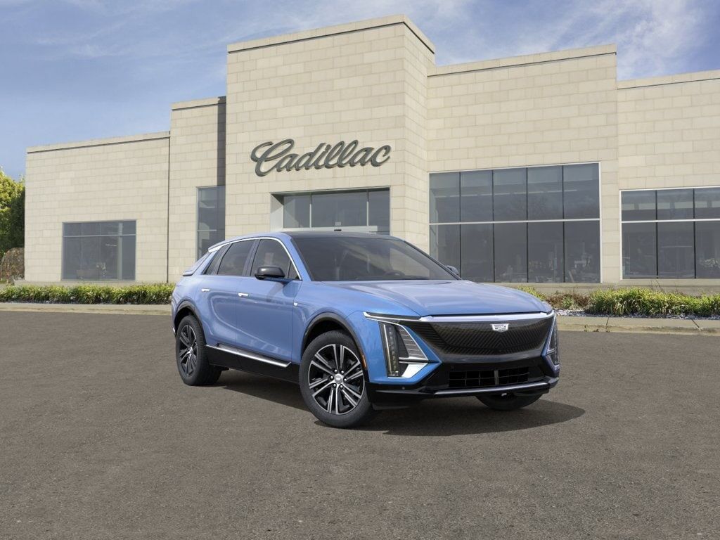 2027 CADILLAC Lyriq