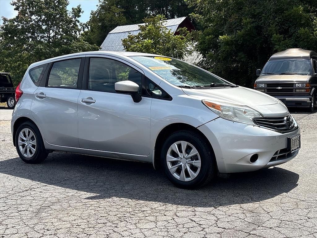 2015 NISSAN Versa
