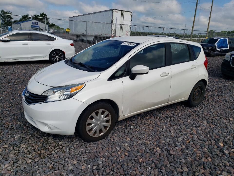 2015 NISSAN Versa
