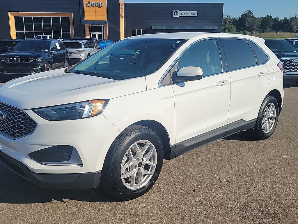 2024 FORD Edge