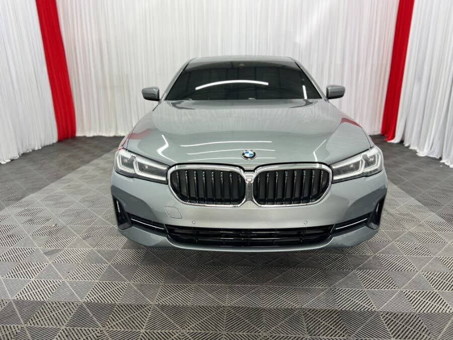 2023 BMW 530i