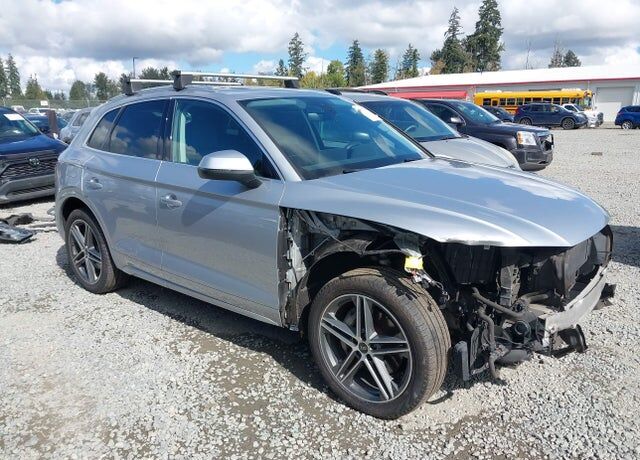 2021 AUDI Q5 e