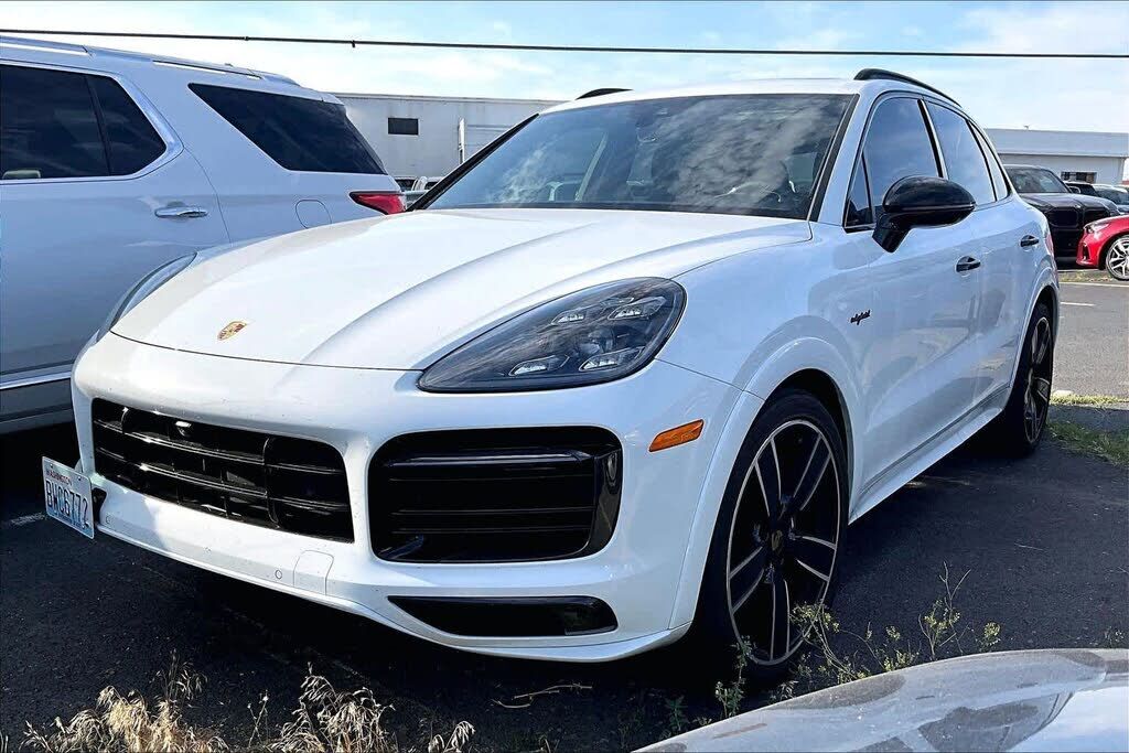 2019 PORSCHE Cayenne