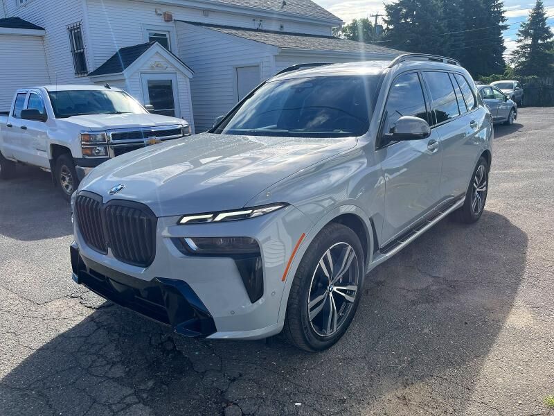 2024 BMW X7