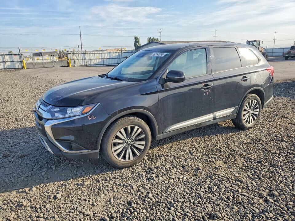 2020 MITSUBISHI Outlander
