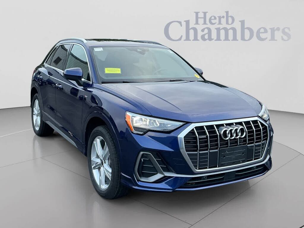 2022 AUDI Q3