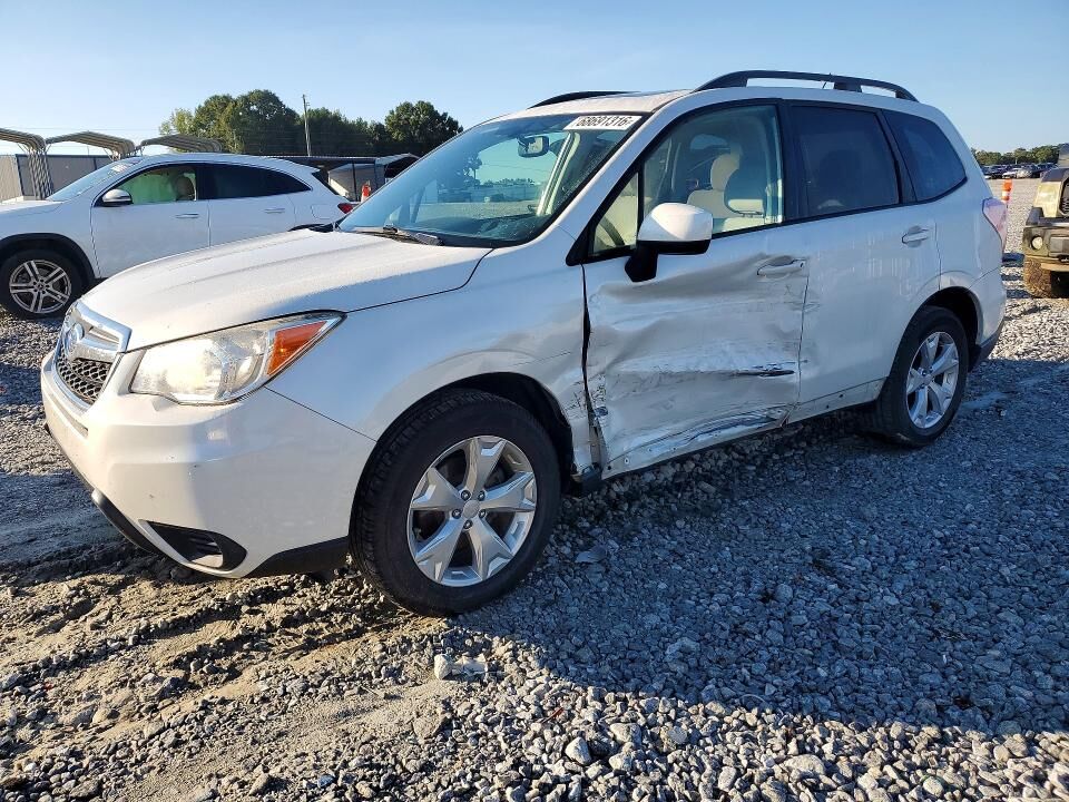 2014 SUBARU Forester