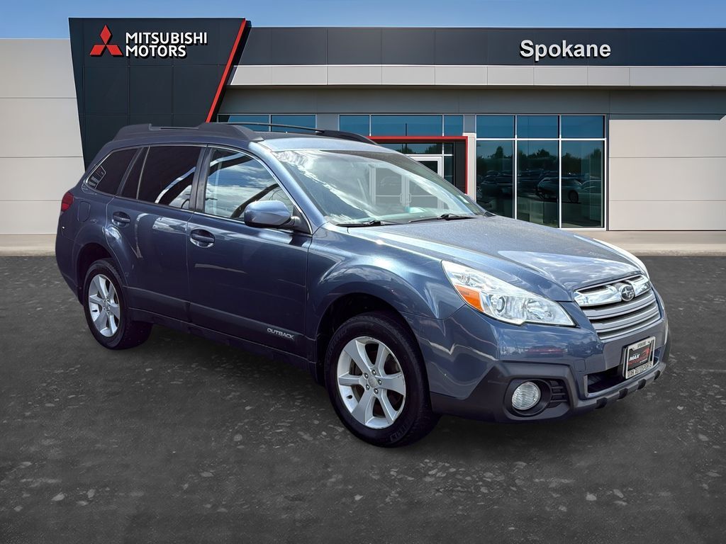 2013 SUBARU Outback