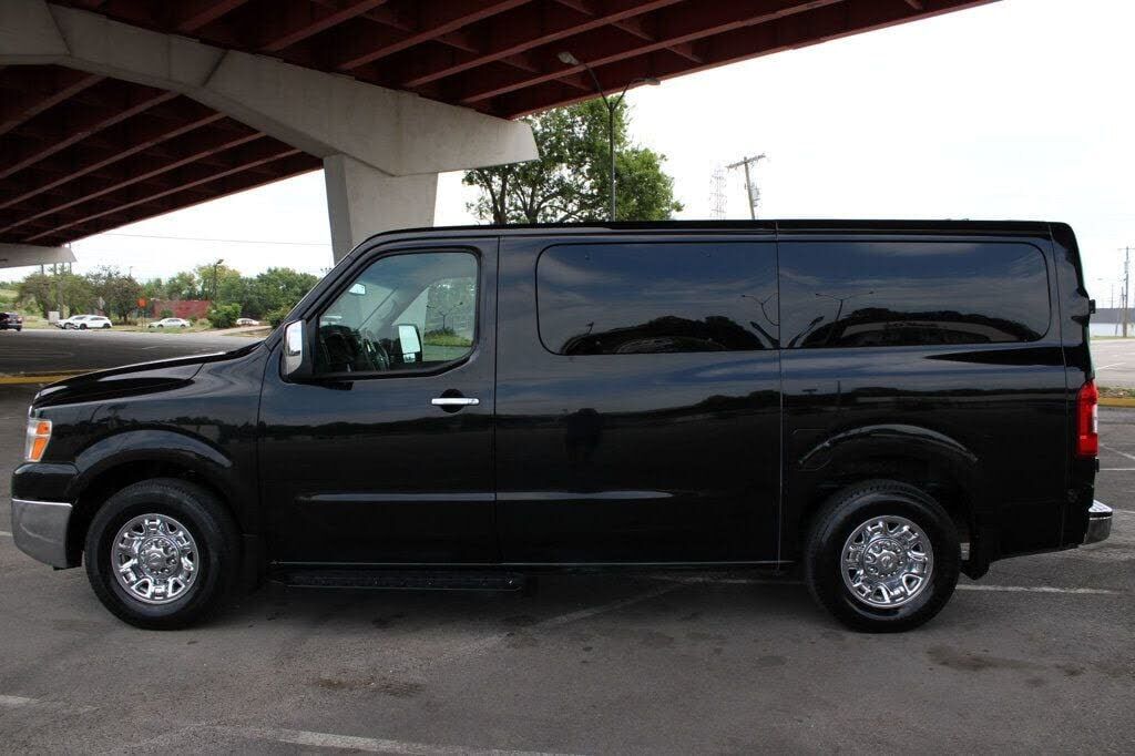 2017 NISSAN NV3500