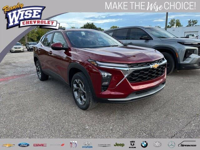 2025 CHEVROLET Trax