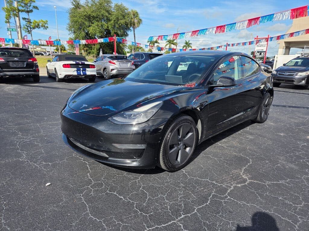 2022 TESLA Model 3