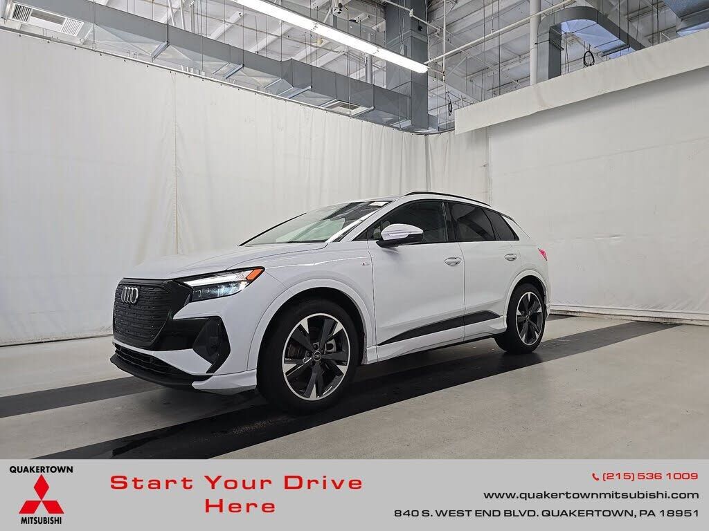 2025 AUDI Q4