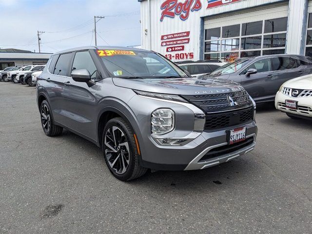 2023 MITSUBISHI Outlander