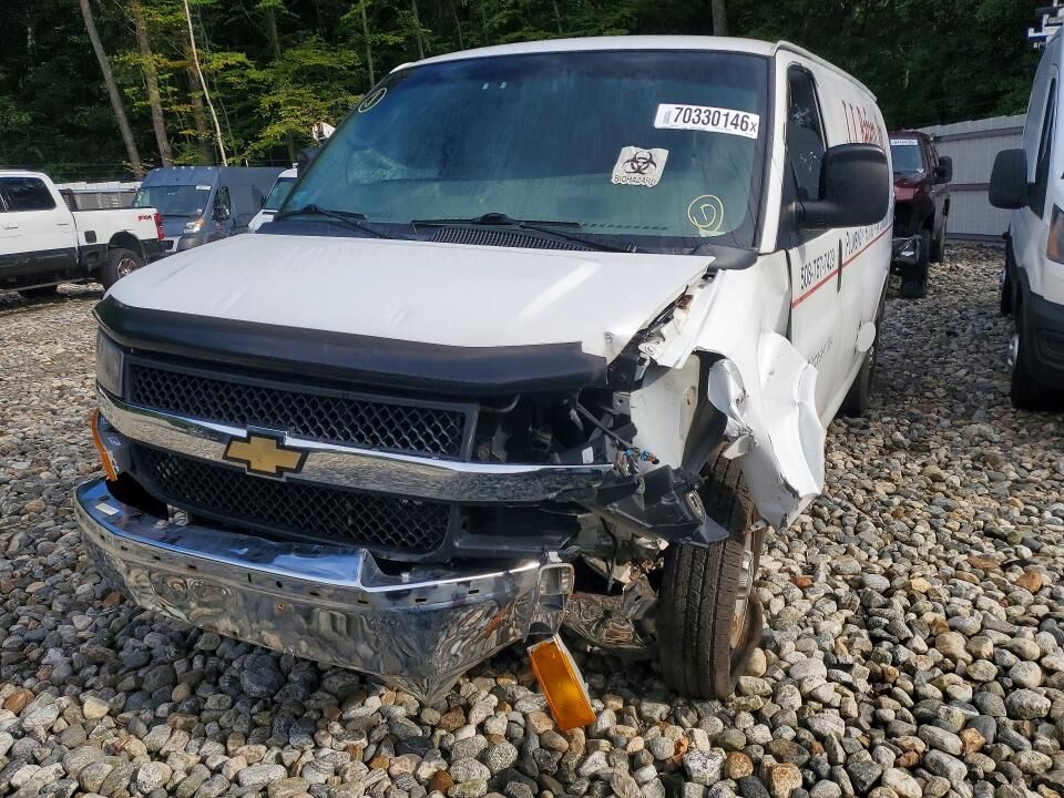 2014 CHEVROLET Express