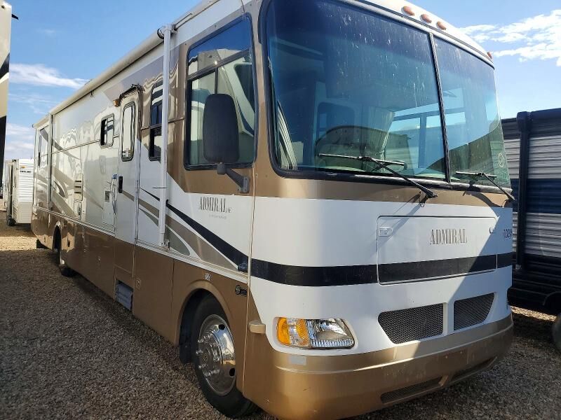 2005 WORKHORSE W22